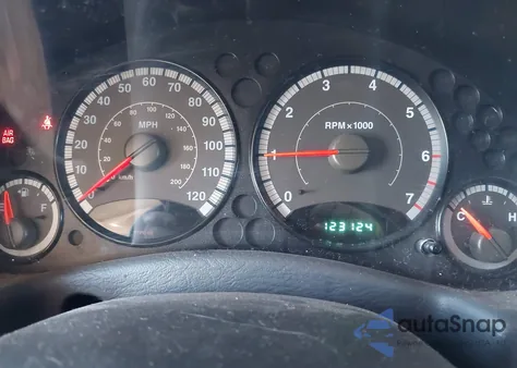 2005 Jeep Liberty Sport z USA, uszkodzony, nr VIN 1J4GL48KX5W714171